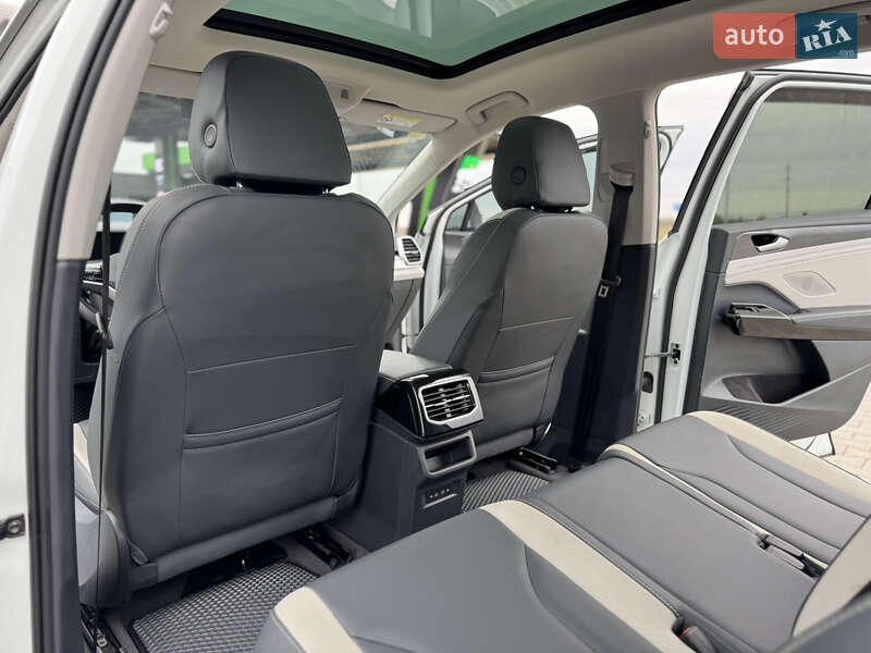Внедорожник / Кроссовер Volkswagen ID.6 Crozz 2022 в Николаеве