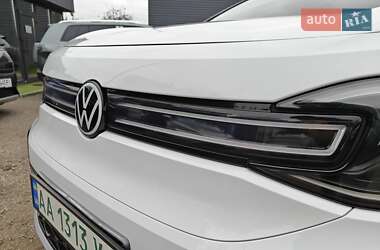 Внедорожник / Кроссовер Volkswagen ID.6 Crozz 2021 в 