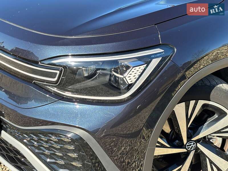 Позашляховик / Кросовер Volkswagen ID.6 Crozz 2023 в Стрию