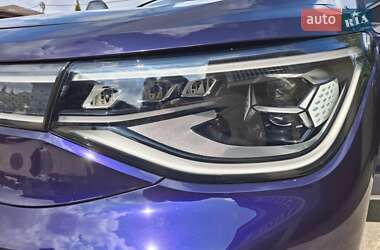 Позашляховик / Кросовер Volkswagen ID.6 X 2021 в 