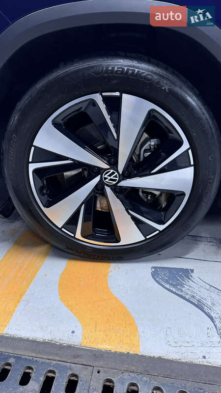 Внедорожник / Кроссовер Volkswagen ID.6 2021 в Днепре