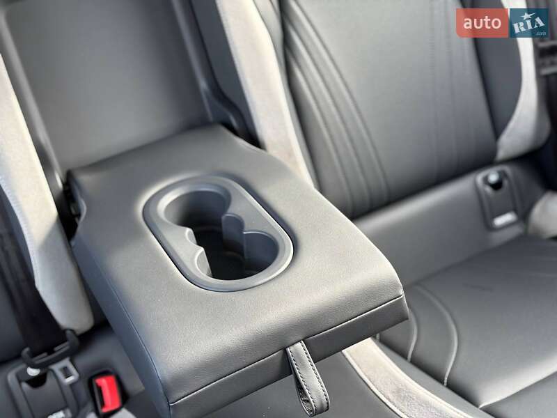 Лифтбек Volkswagen ID.7 2024 в Стрые