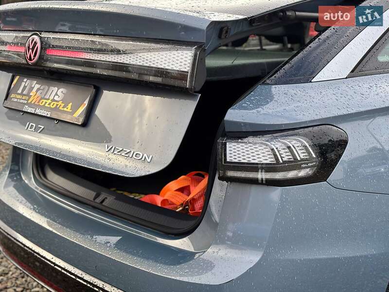 Лифтбек Volkswagen ID.7 2024 в Стрые