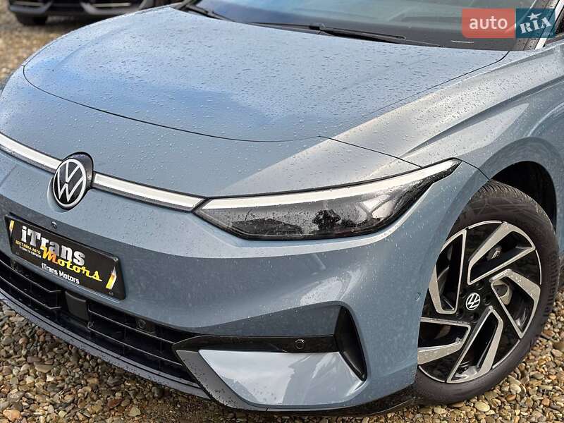 Лифтбек Volkswagen ID.7 2024 в Стрые