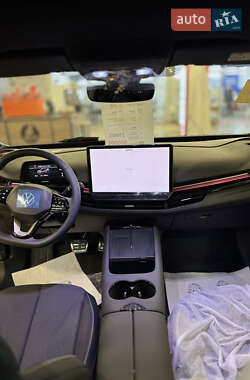 Позашляховик / Кросовер Volkswagen ID. UNYX 2024 в 
