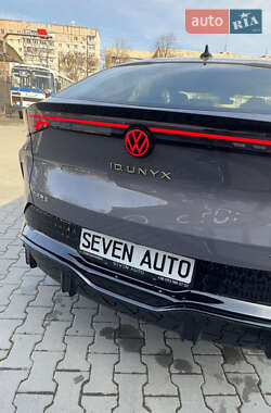 Позашляховик / Кросовер Volkswagen ID. UNYX 2024 в 