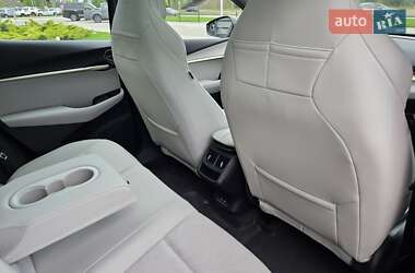 Позашляховик / Кросовер Volkswagen ID. UNYX 2024 в 