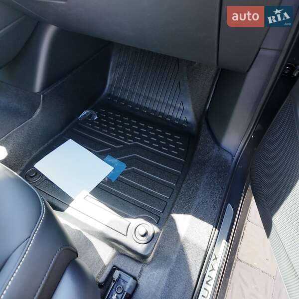 Внедорожник / Кроссовер Volkswagen ID. UNYX 2024 в Ужгороде