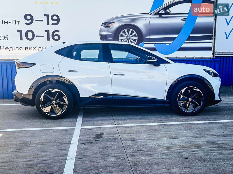 Внедорожник / Кроссовер Volkswagen ID. UNYX 2025 в Киеве