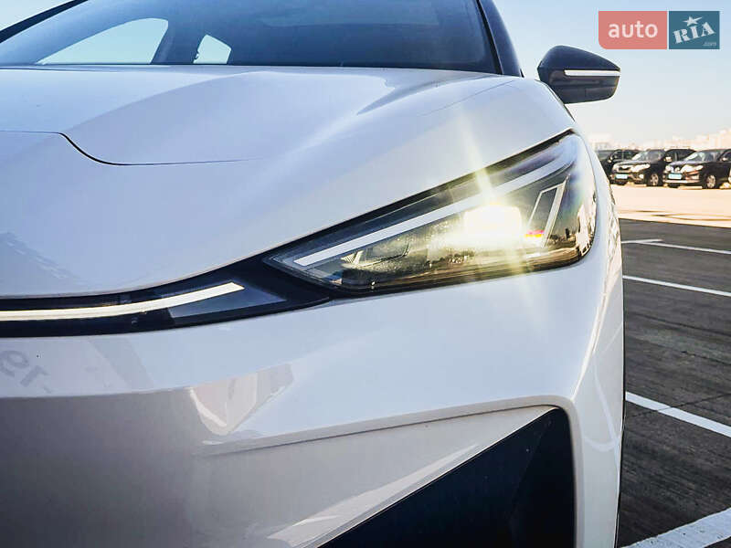 Внедорожник / Кроссовер Volkswagen ID. UNYX 2025 в Киеве