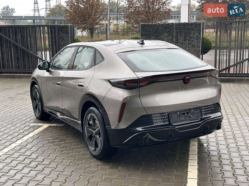 Позашляховик / Кросовер Volkswagen ID. UNYX 2024 в Чернівцях