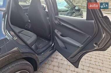 Позашляховик / Кросовер Volkswagen ID. UNYX 2024 в  фото 18 Позашляховик / Кросовер Volkswagen ID. UNYX 2024 в