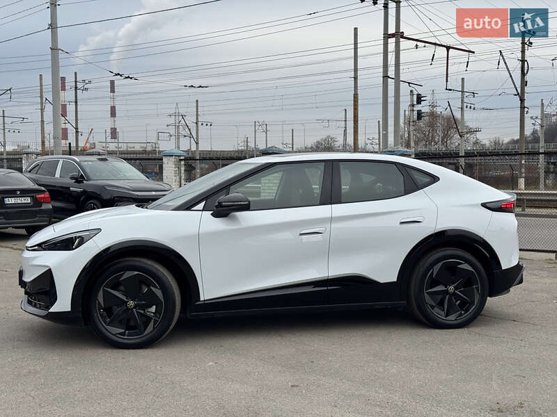 Внедорожник / Кроссовер Volkswagen ID. UNYX 2024 в Киеве