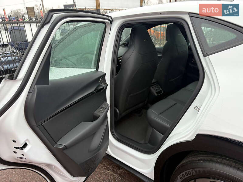 Внедорожник / Кроссовер Volkswagen ID. UNYX 2024 в Киеве