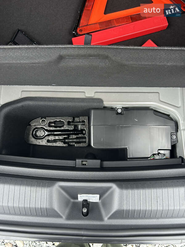 Внедорожник / Кроссовер Volkswagen ID. UNYX 2024 в Львове фото 21 Внедорожник / Кроссовер Volkswagen ID. UNYX 2024 в Львове