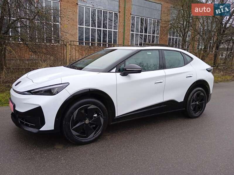 Внедорожник / Кроссовер Volkswagen ID. UNYX 2025 в Черновцах