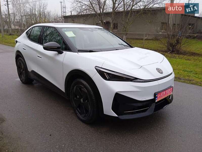 Внедорожник / Кроссовер Volkswagen ID. UNYX 2025 в Черновцах