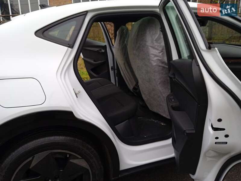 Внедорожник / Кроссовер Volkswagen ID. UNYX 2025 в Черновцах