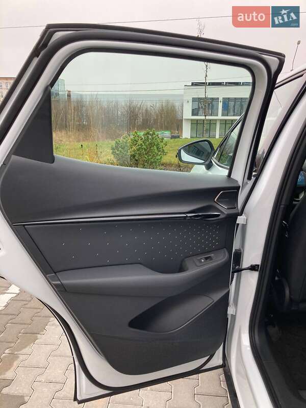 Позашляховик / Кросовер Volkswagen ID. UNYX 2024 в Львові