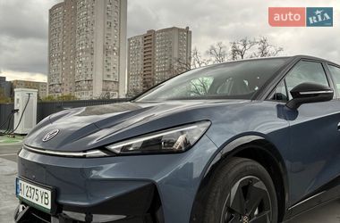 Внедорожник / Кроссовер Volkswagen ID. UNYX 2025 в Киеве