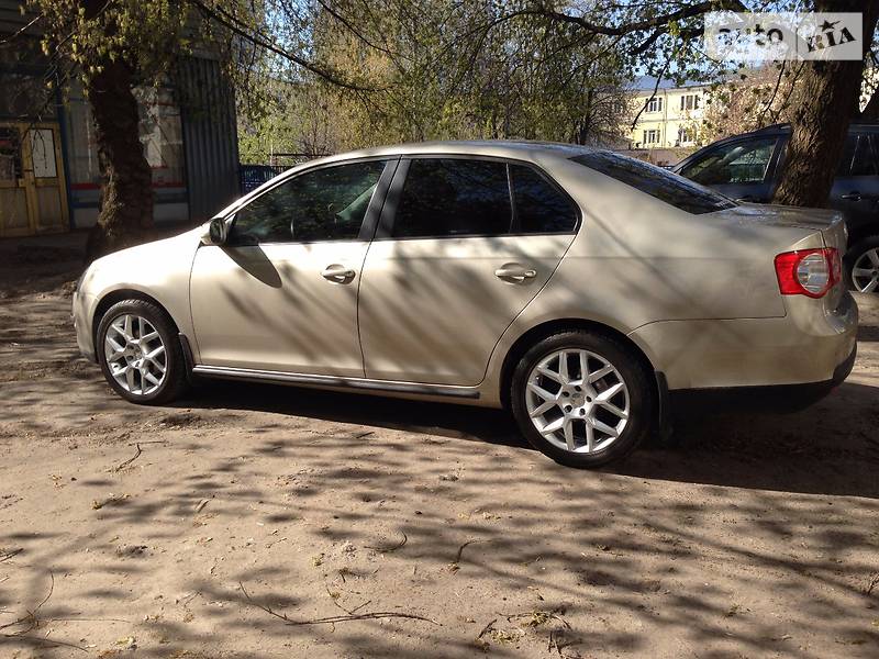 Седан Volkswagen Jetta 2008 в Киеве