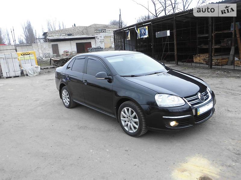 Седан Volkswagen Jetta 2008 в Селидовому