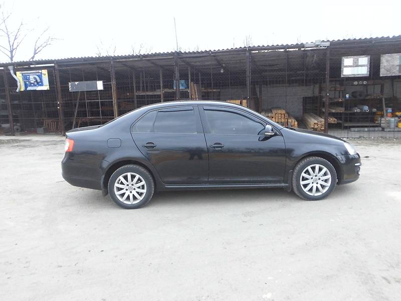 Седан Volkswagen Jetta 2008 в Селидовому