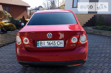 Седан Volkswagen Jetta 2006 в Полтаве