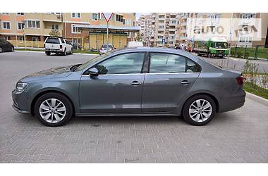 Седан Volkswagen Jetta 2016 в Києві