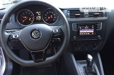 Седан Volkswagen Jetta 2015 в Днепре