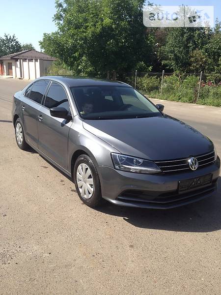 Седан Volkswagen Jetta 2016 в Львові