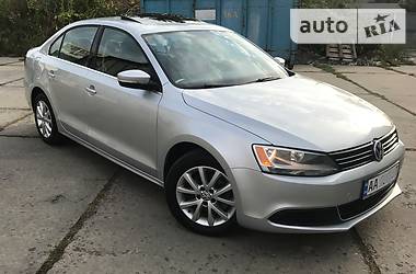 Седан Volkswagen Jetta 2013 в Києві