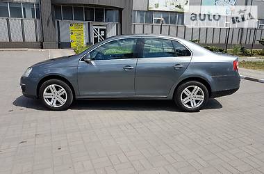 Седан Volkswagen Jetta 2007 в Запорожье