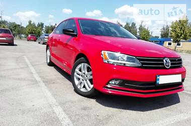 Седан Volkswagen Jetta 2015 в Днепре