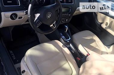 Седан Volkswagen Jetta 2012 в Дніпрі