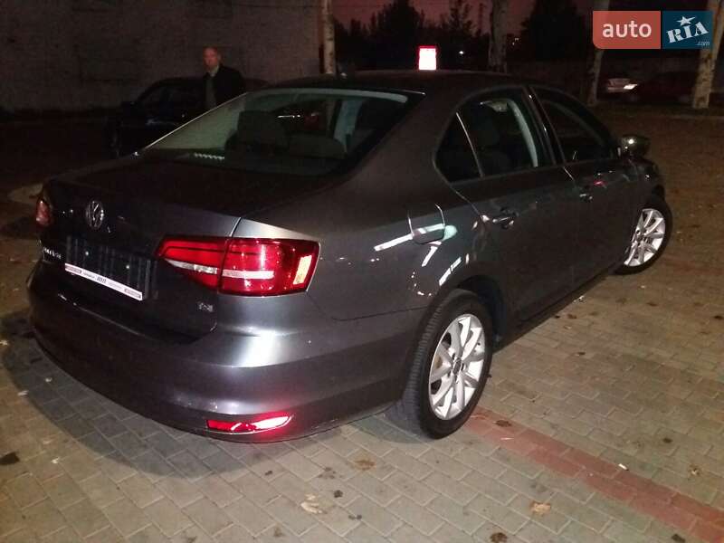 Седан Volkswagen Jetta 2014 в Запоріжжі