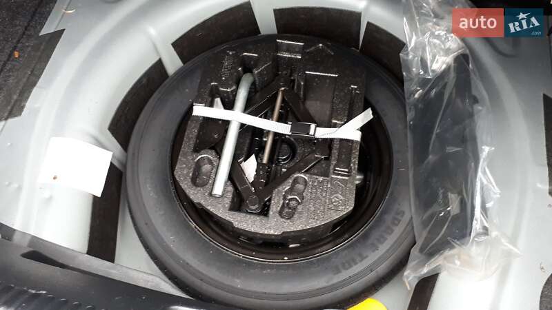 Седан Volkswagen Jetta 2014 в Запоріжжі