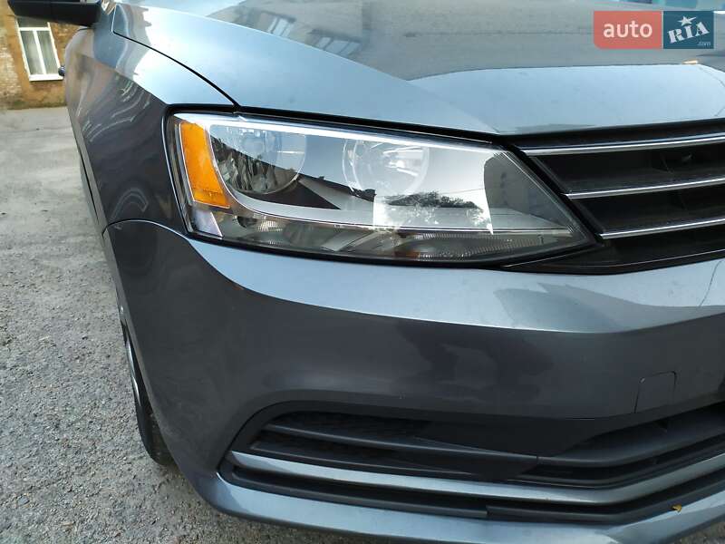 Седан Volkswagen Jetta 2014 в Запоріжжі