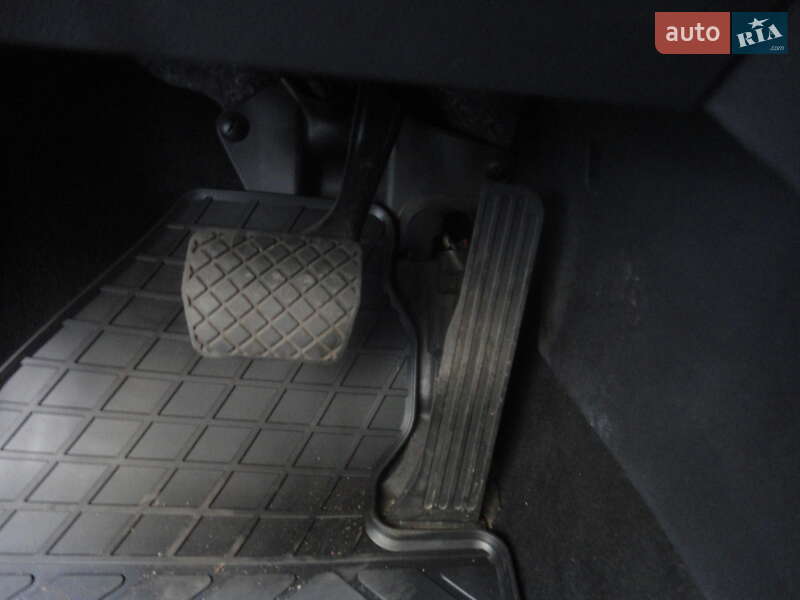 Седан Volkswagen Jetta 2014 в Запоріжжі