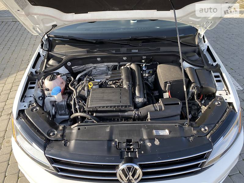 Седан Volkswagen Jetta 2017 в Івано-Франківську