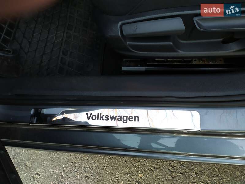 Седан Volkswagen Jetta 2014 в Запоріжжі