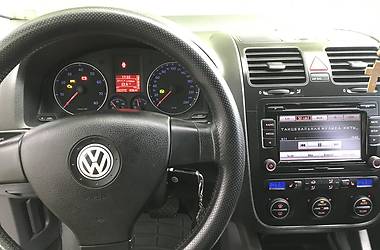 Седан Volkswagen Jetta 2006 в Тячеве