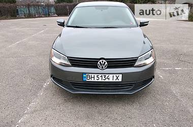 Седан Volkswagen Jetta 2012 в 