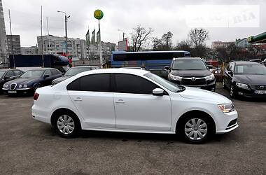 Седан Volkswagen Jetta 2017 в 