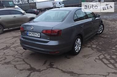 Седан Volkswagen Jetta 2016 в Сумах