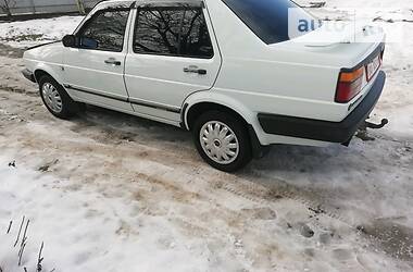 Седан Volkswagen Jetta 1988 в Чернівцях