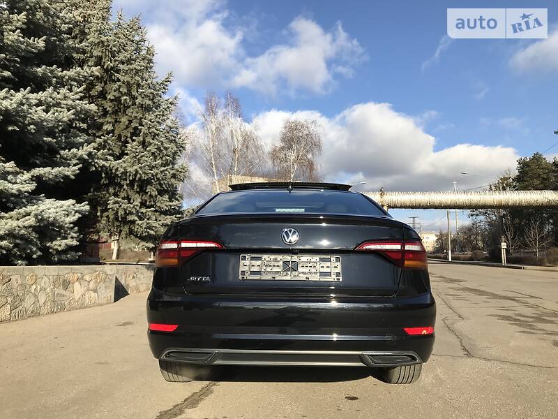 Седан Volkswagen Jetta 2018 в Харкові