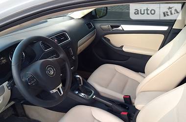 Седан Volkswagen Jetta 2014 в Полтаве