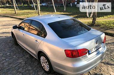 Седан Volkswagen Jetta 2011 в Калиновке