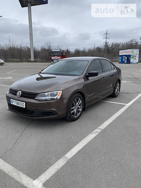 Седан Volkswagen Jetta 2014 в Запоріжжі